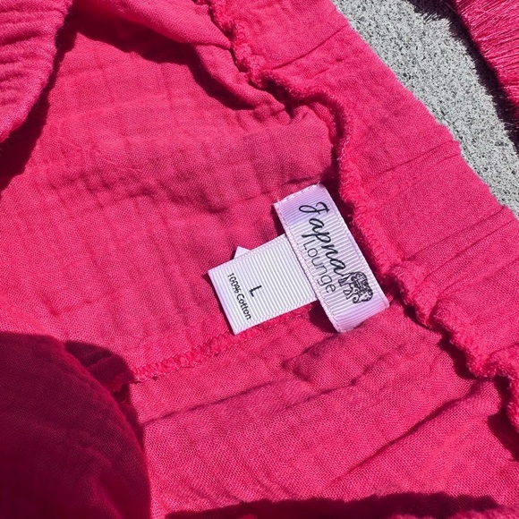 Vibrant Pink Tank Top and Shorts lounge Set - Picture 4 of 5